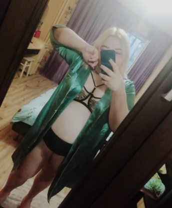 У меня есть все, чтобы ты почувствовал себя настоящим мужчиной. 💃🏻
Оказываю широкий спектр интимных услуг, которые позволят тебе полностью расслабиться и насладиться каждой минутой нашего встречи. 💋 Обещаю, что ты не пожалеешь о своем выборе!
У меня есть отличные отзывы, которые подтверждают мою первозданную красоту и талант в постели. 🔥 Смотри фото и умри от желания встретиться со мной прямо сейчас 😏
Запишись ко мне и я подарю тебе незабываемую ночь в Москве. Жду тебя 🌙💫 Вероника